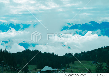瑞士盧塞恩湖畔的皮拉圖斯山 瑞士盧塞恩湖畔的皮拉圖斯山 139867680