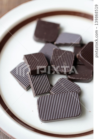 70%可可含量碎巧克力，高可可含量巧克力 139868519