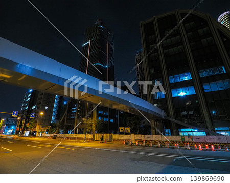 興建中的麻布台山夜景 2023 年 5 月 139869690