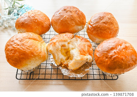 Freshly baked salt bread Freshly baked salt bread 139871708