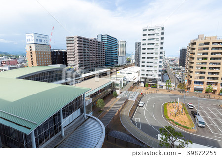 The rotary in front of the station and the cityscape of Fujieda City, Shizuoka Prefecture. 139872255