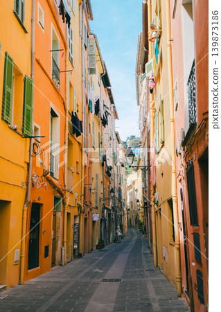 法國芒通美麗的海景和建築 法國芒通美麗的海景和建築 139873186