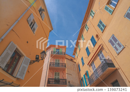 法國芒通美麗的海景和建築 139873241