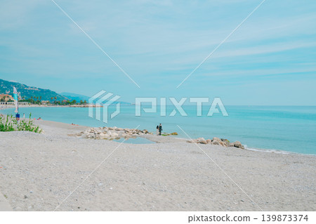 A meal eaten by the sea in Menton A meal eaten by the sea in Menton 139873374