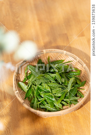 茶葉、芽苗、籃子 茶葉、芽苗、籃子 139873638
