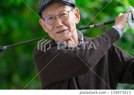 老年男子肖像，高爾夫 139873813