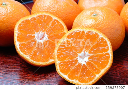 Wakayama oranges Wakayama oranges 139878907