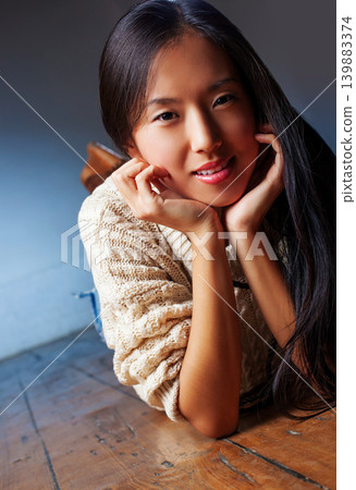 Young asian woman fashion portrait Young asian woman fashion portrait 139883374