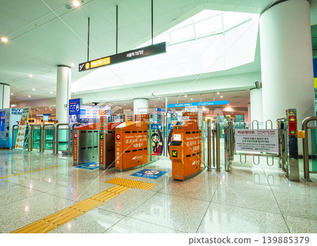 韓國仁川國際機場,機場快線(A'REX)檢票口 韓國仁川國際機場,機場快線(A'REX)檢票口 139885379