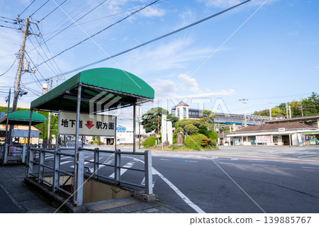 [Manazuru Station] The quiet station square in the early morning 139885767