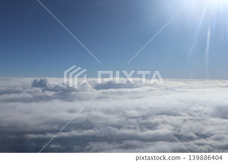 天空的邊界充滿了光芒 天空的邊界充滿了光芒 139886404