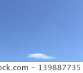 漂浮在藍天上的雲彩 139887735