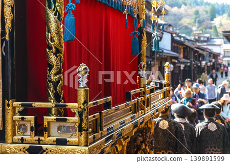 260414 Spring Takayama Festival z115 139891599