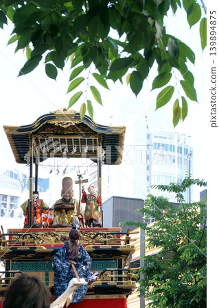 街頭展示機械木偶的花車(4) 街頭展示機械木偶的花車(4) 139894875