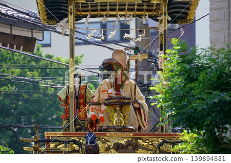 在居民區展示機械木偶的花車(7) 在居民區展示機械木偶的花車(7) 139894881