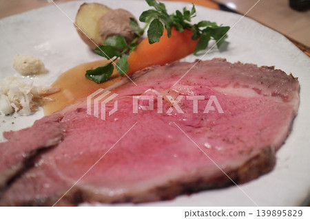 roast beef roast beef 139895829