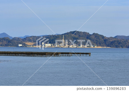 瀨戶內海中漂浮著一座活著的戰艦島 139896283