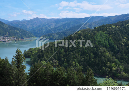 Igawa Dam, Igawa Lake, Oi River, a sunny day in April Igawa Dam, Igawa Lake, Oi River, a sunny day in April 139896671