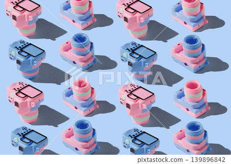 Pattern with SLR camera on pastel color background 139896842