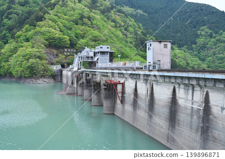 Igawa Dam, Igawa Lake, Oi River, April Igawa Dam, Igawa Lake, Oi River, April 139896871
