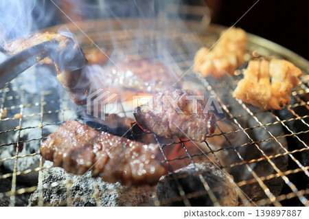 Charcoal-grilled Japanese Black Wagyu beef (skirt steak) Charcoal-grilled Japanese Black Wagyu beef (skirt steak) 139897887