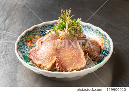 鹽漬柚子醋烤黃尾魚：一道清爽又富有創意的日式黃尾魚料理。 139900020