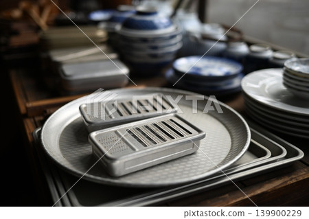 A radish grater from the Showa era A radish grater from the Showa era 139900229