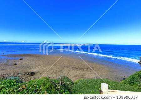 【沖繩縣】東邊那崎(宮古島)陽光沙灘 【沖繩縣】東邊那崎(宮古島)陽光沙灘 139900317