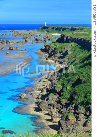 【沖繩縣】東邊那崎岬(宮古島)晴空萬裡 【沖繩縣】東邊那崎岬(宮古島)晴空萬裡 139900351