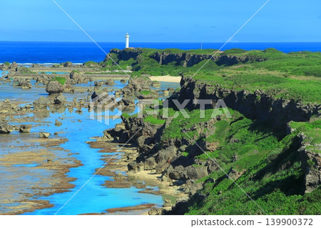 【沖繩縣】東邊那崎岬（宮古島）晴空萬裡 139900372
