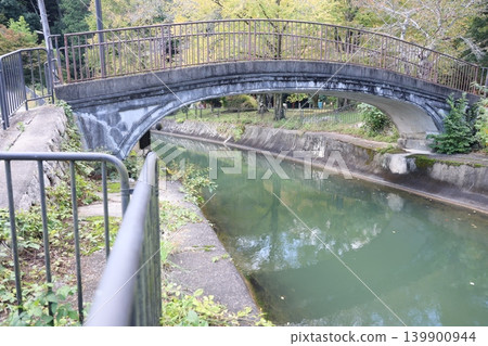 Bridge over the river Bridge over the river 139900944