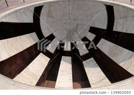 Detail of the Jai Prakash Yantra, a sundial which measures altitudes, azimuths, hour angles and declinations in the Jantar Mantar. Jaipur, Rajasthan, India Detail of the Jai Prakash Yantra, a sundial which measures altitudes, azimuths, hour angles and declinations in the Jantar Mantar. Jaipur, Rajasthan, India 139902093