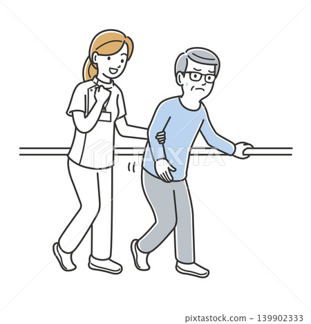 做步行訓練的老人和幫助的女人 139902333