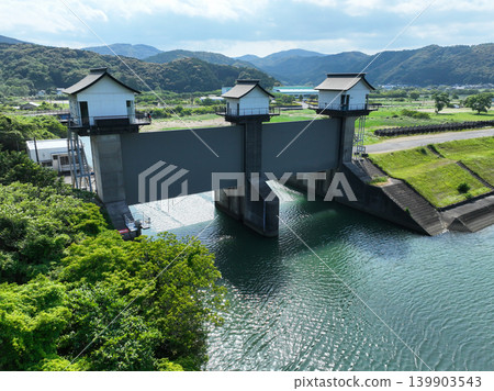 Tsukurabuchi Sluice Gate, Shimanto City, Kochi Prefecture 139903543