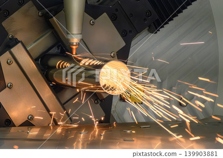 High-precision hole making process on a stainless steel pipe using an advanced fiber laser cutting machine. 139903881