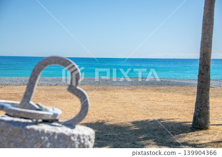Mie Prefecture, Mihama Town, Shichiri Mihama Fureai Beach, Heart Image 139904366