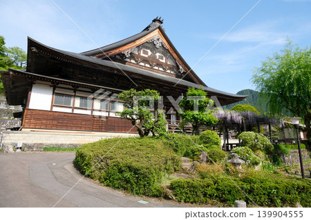 Gifu Prefecture, Gujo City, Anyoji 6, May 2025 139904555