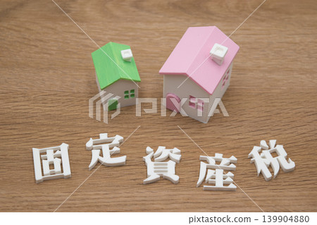 Property tax and houses 139904880
