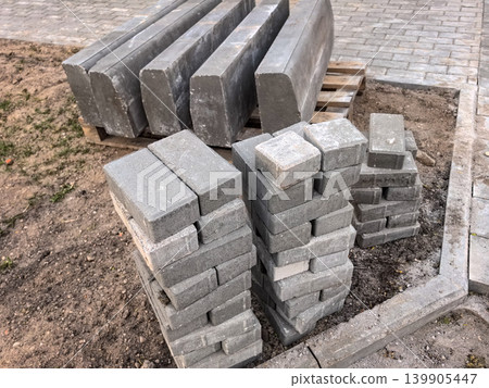 Pallet of Curb Stones and Paving Bricks Pallet of Curb Stones and Paving Bricks 139905447