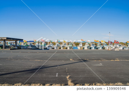 A scene of large fishing flags at Fukuda Fishing Port in Iwata City (Shizuoka Prefecture) A scene of large fishing flags at Fukuda Fishing Port in Iwata City (Shizuoka Prefecture) 139909346