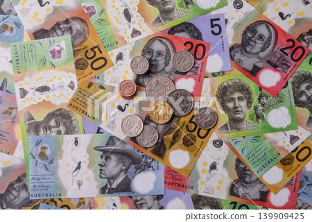 Australia, Australian paper money and coins, cash for financial transactions. Australian dollars Australia, Australian paper money and coins, cash for financial transactions. Australian dollars 139909425