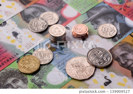 Australia, Australian paper money and coins, cash for financial transactions. Australian dollars Australia, Australian paper money and coins, cash for financial transactions. Australian dollars 139909527