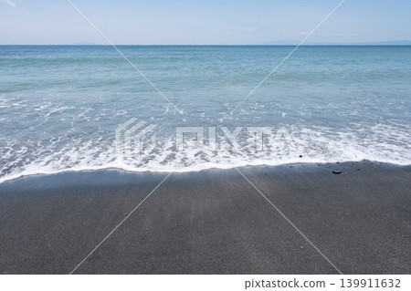 Waves to beat on the sandy beach Waves to beat on the sandy beach 139911632
