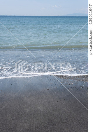 Waves to beat on the sandy beach Waves to beat on the sandy beach 139911647