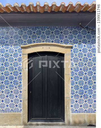 Traditional Portuguese Architecture with Blue Azulejo Tiles 139911746