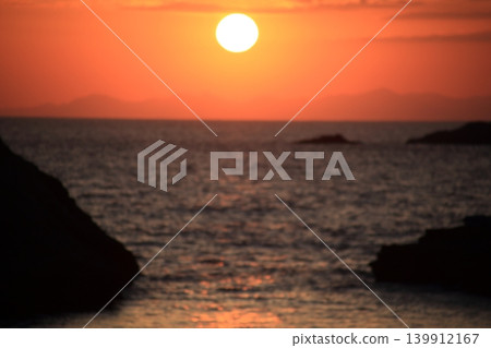Sunset over the sea 139912167
