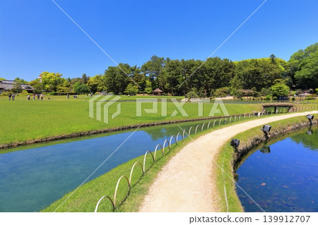 [Okayama Prefecture] Korakuen Garden in Spring (Spring Fantasy Garden) 139912707