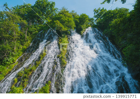 [Shiretoko] Oshinkoshin Falls, famous as the largest waterfall in Shiretoko. 139915771