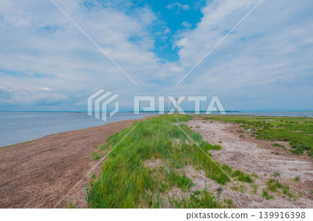 [Notsuke Peninsula] Todowara, a gray wilderness that stretches across the tip of the Notsuke Peninsula. 139916398