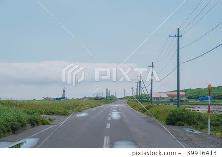 【野付半島】戶原,一片灰色的荒野,橫跨野付半島的頂端。 【野付半島】戶原,一片灰色的荒野,橫跨野付半島的頂端。 139916413